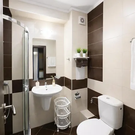 Harmony 2-409 Private *